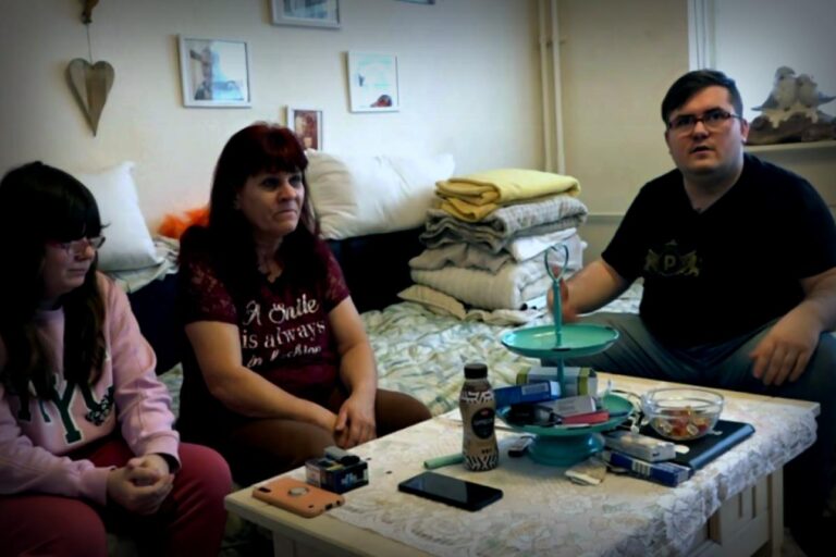 „Pascal platzt der Kragen: Warum seine Schwester mehr Lohn verdient!