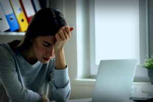 Lisas Gehalt: 6800 Euro im Monat, doch sie ist unzufrieden