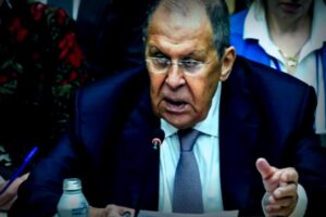 Kreml reagiert auf Spekulationen über Lawrows Abwesenheit