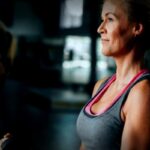 Bleib gesund und fit: 2 Übungen, die Frauen über 50 täglich machen sollten