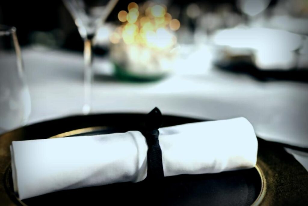 Mache deinen Tisch stilvoll mit dem neuesten Deko-Trend von Tchibo