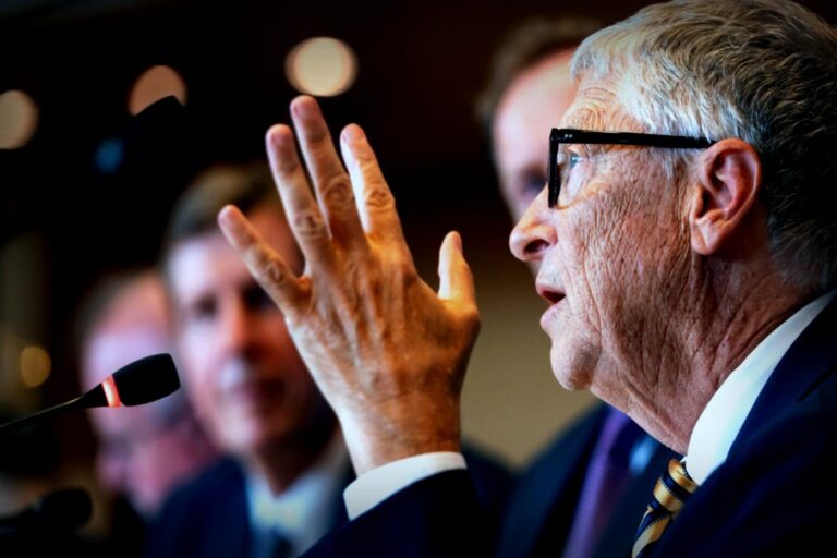 Bill Gates plädiert für grundlegende Wende im Klimaschutz – Der Mensch zählt!