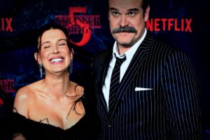 Millie Bobby Brown und David Harbour: Gemeinschaftlicher Auftritt bei der Premiere