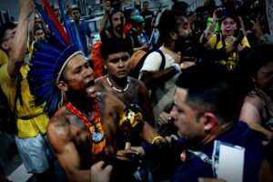 COP30: Indigene Aktivisten stürmen das Konferenzgelände