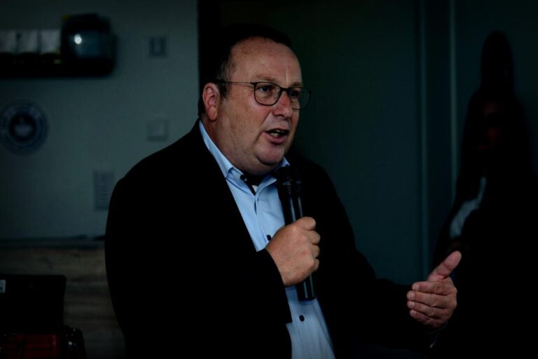 NRW-Verkehrsminister Oliver Krischer ist enttäuscht über das Chaos in Köln