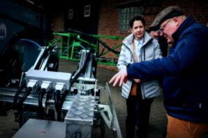 Hightech in der Landwirtschaft: Drohnen und KI gegen Chemie!