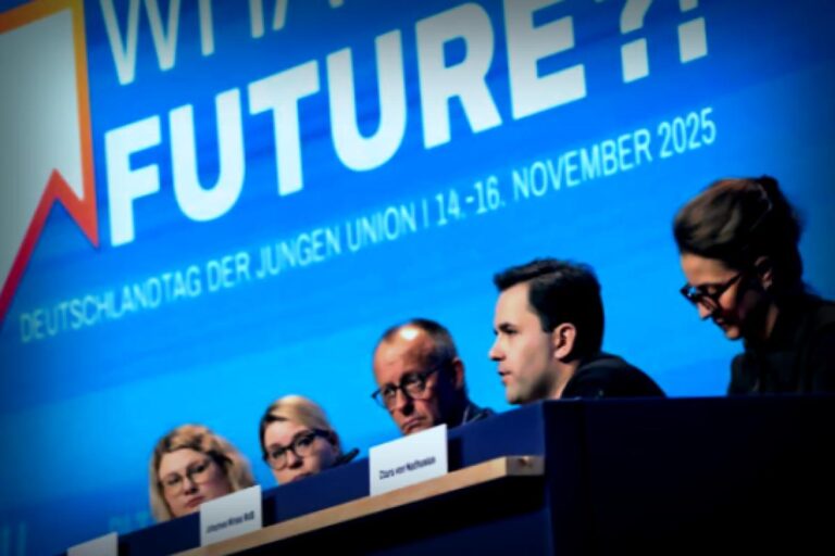 Merz zeigt Gesprächsbereitschaft im Rentenstreit mit der Jungen Union – bleibt aber standhaft