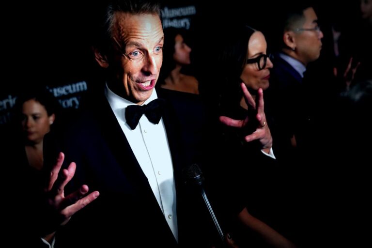 Trump fordert die sofortige Entlassung von Seth Meyers nach seinen neuesten Scherzen