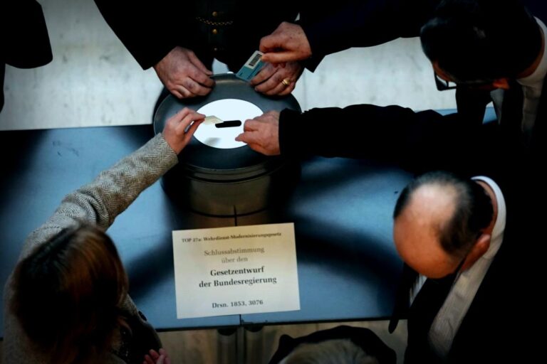 Neues Wehrdienstgesetz im Bundestag beschlossen
