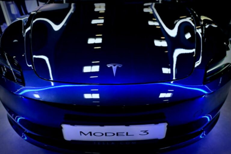 Neues Einstiegsmodell von Tesla: Model 3 jetzt auch in Europa erhältlich