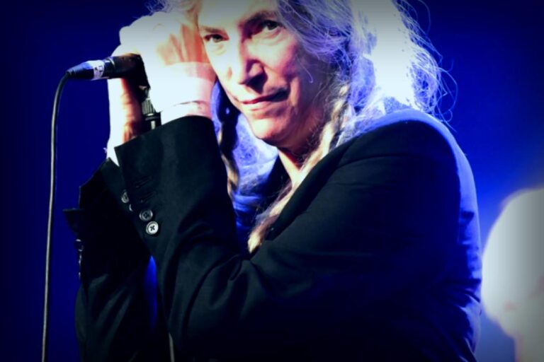 Warum die Welt jetzt erkannt hat, wie cool Patti Smith ist