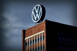 VW überrascht mit Chips-Entwicklung in Krisenzeiten