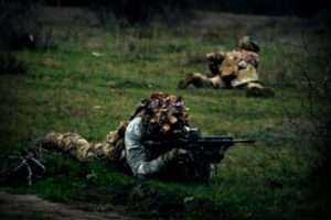 Umrüstung mit neuer Technologie: Gewehre werden zu Drohnenjägern