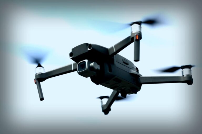 Drohnen-Schwarm greift Fake-Panzer an – Spannende Tests rund um München