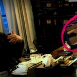 Schockierende Enthüllungen auf Epstein-Foto: Bannon und ein verstörendes Bild