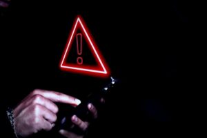 DroidLock: Die neue Malware, die Android-Handys in Überwachungstools verwandelt!