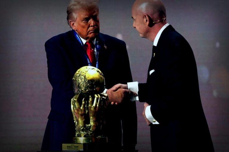 Politiker wettert gegen FIFA: „Komplett verrückt“