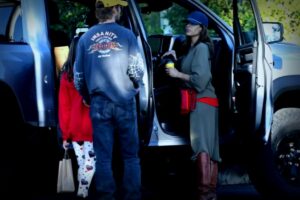 Ryan Gosling und Eva Mendes: Familienausflug in Montecito mit den Töchtern