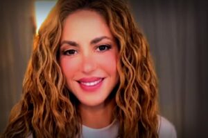 Shakiras neuer Look: Ein Hauch von Eleganz in schickem Schwarz